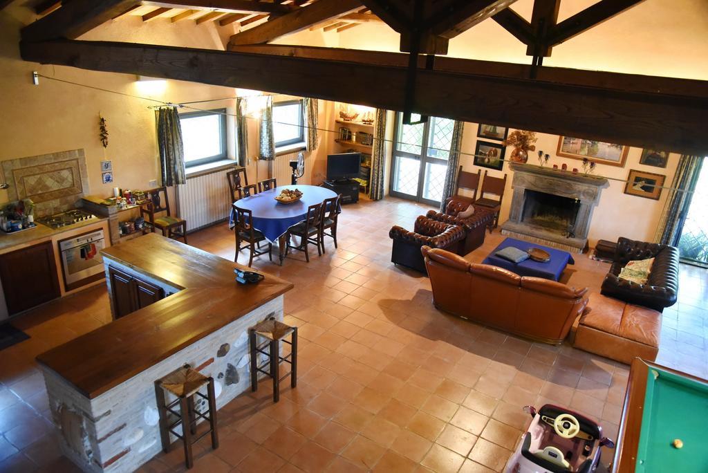 Casa Vacanze Vigna Di Valle Браччано Номер фото